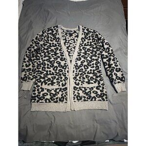August Silk Women's Cardigan Animal Print Button Up Sweater Size L Long Sleeve